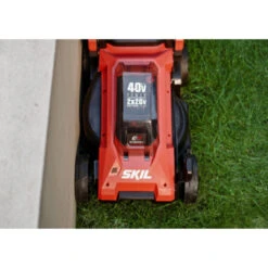 SKIL 20V Grasmaaier 0130BA Brushless 34cm + 2 Accu's 2,0Ah + Snellader -Buiten Tuin 123 174