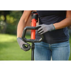 SKIL 20V Onkruidverwijderaar Weedbuster 0660AA Incl. 2,0Ah Accu + Snellader 15 SKIL 20V Onkruidverwijderaar Weedbuster 0660AA Incl. 2,0Ah Accu + Snellader -Buiten Tuin 123 370