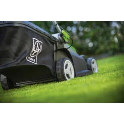 LUX 20V Accu Grasmaaier 37cm Incl. 2 Accu's 4,0Ah + Lader 14 LUX 20V Accu Grasmaaier 37cm Incl. 2 Accu's 4,0Ah + Lader -Buiten Tuin 123 50