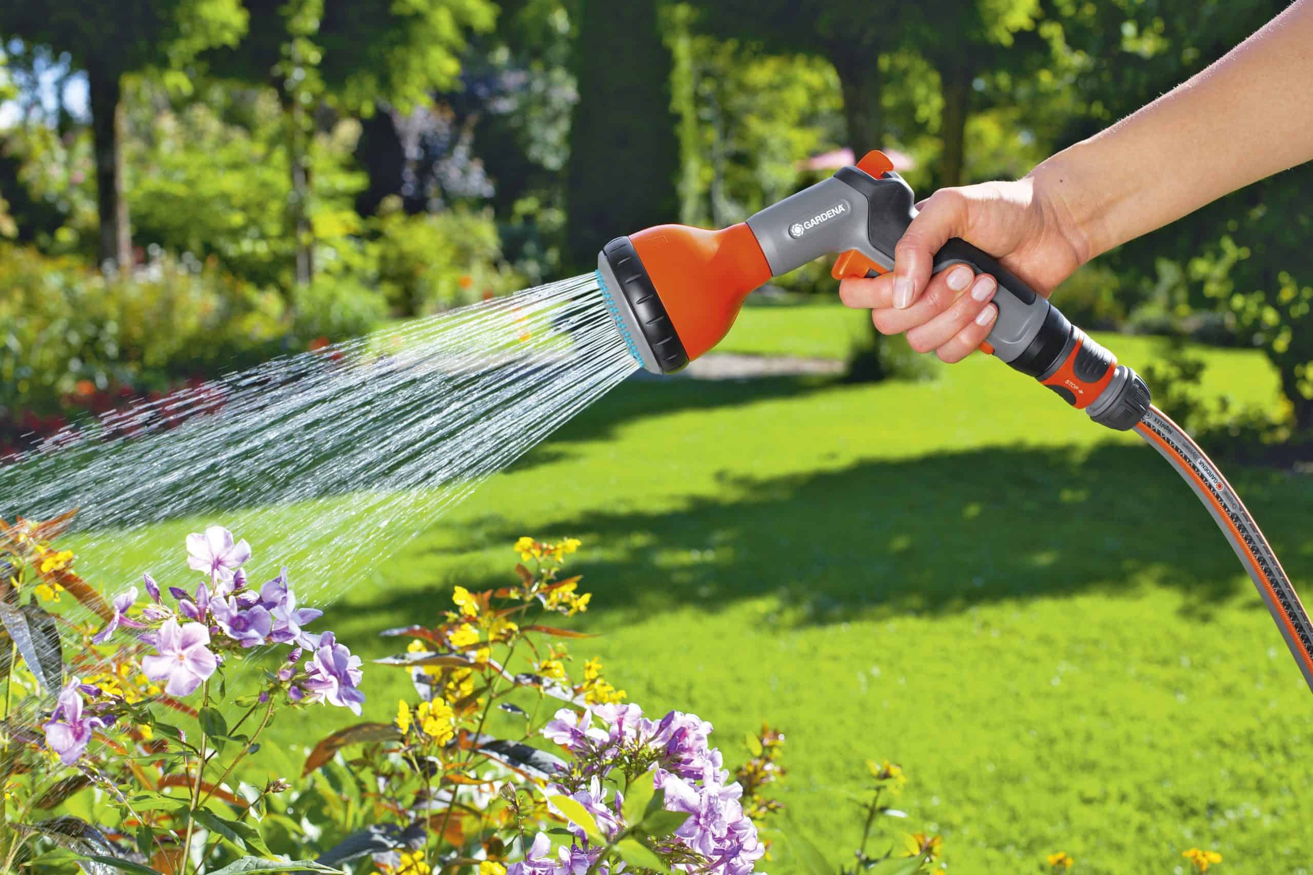 Buiten Tuin -Buiten Tuin 18313 20 Gardena Classic Multi Adjustable Handgun LS PIC 5 scaled 1